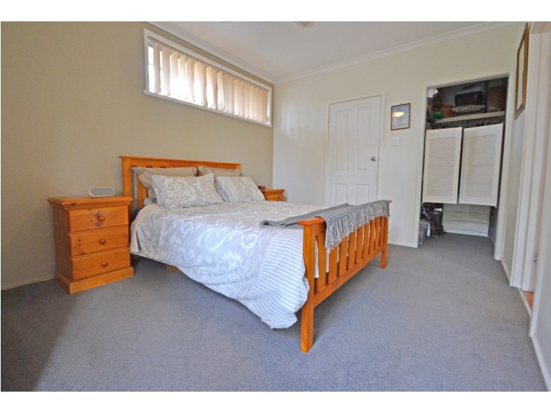 22 Mandowie Road, Glen Waverley VIC 3150