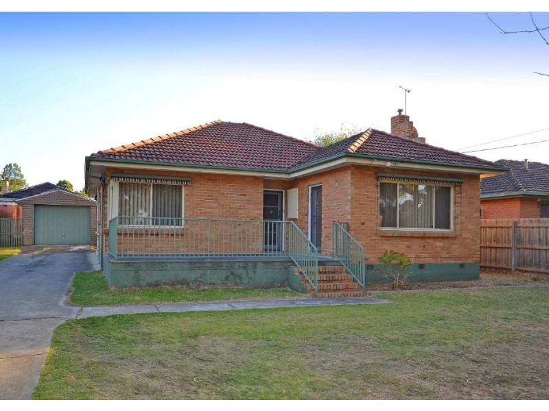 894 High Street Road, Glen Waverley VIC 3150