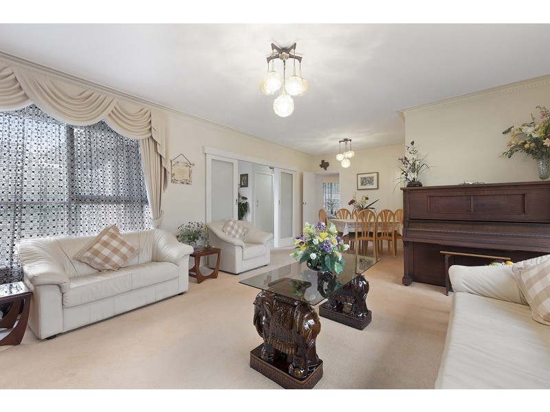 12 Snead Court, Mount Waverley VIC 3149