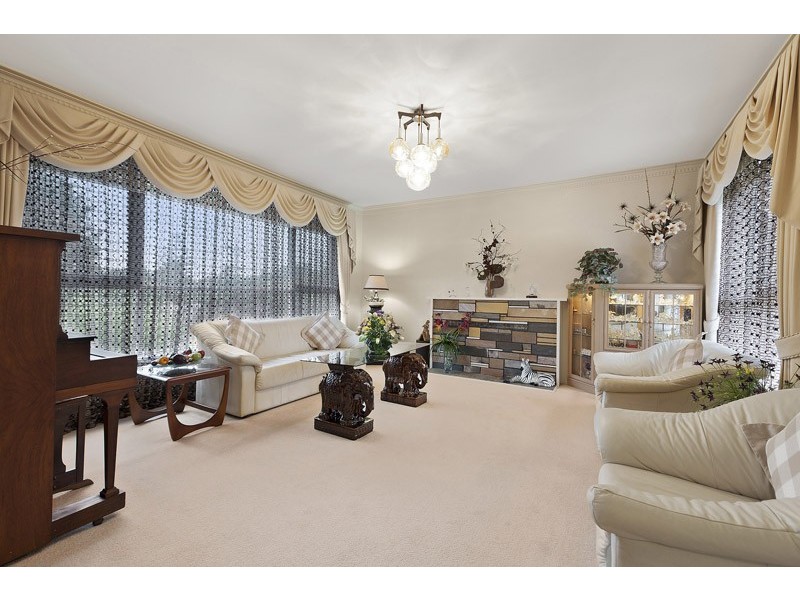 12 Snead Court, Mount Waverley VIC 3149