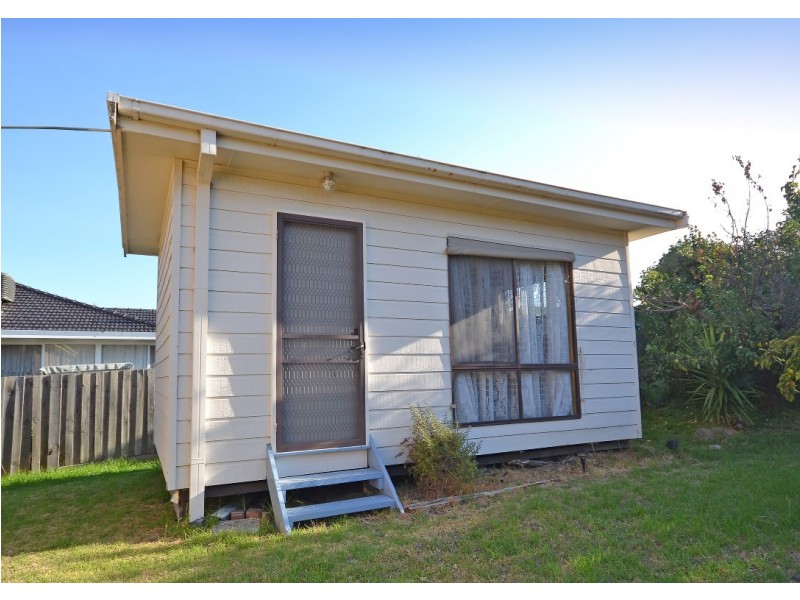 11 Bradstreet Road, Mount Waverley VIC 3149