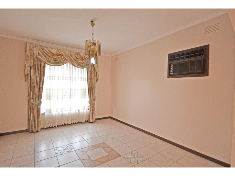 5 Marykirk Drive, Wheelers Hill VIC 3150