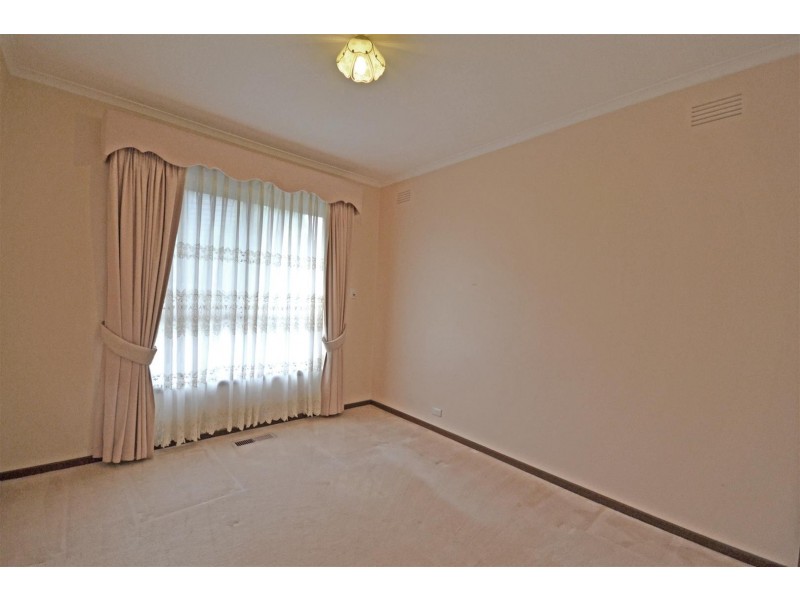 5 Marykirk Drive, Wheelers Hill VIC 3150