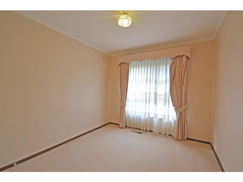 5 Marykirk Drive, Wheelers Hill VIC 3150