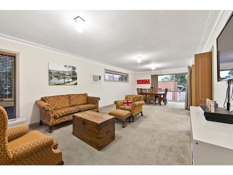 26 Florey Crescent, Mulgrave VIC 3170