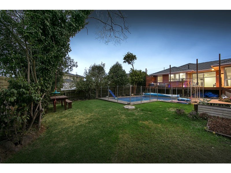 26 Florey Crescent, Mulgrave VIC 3170