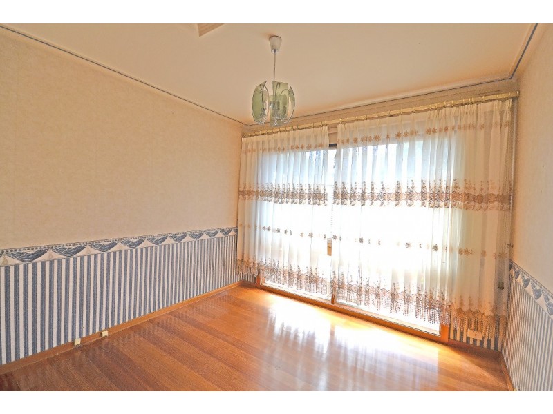 2 Alton Court, Glen Waverley VIC 3150