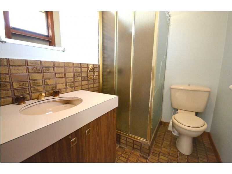 2 Alton Court, Glen Waverley VIC 3150