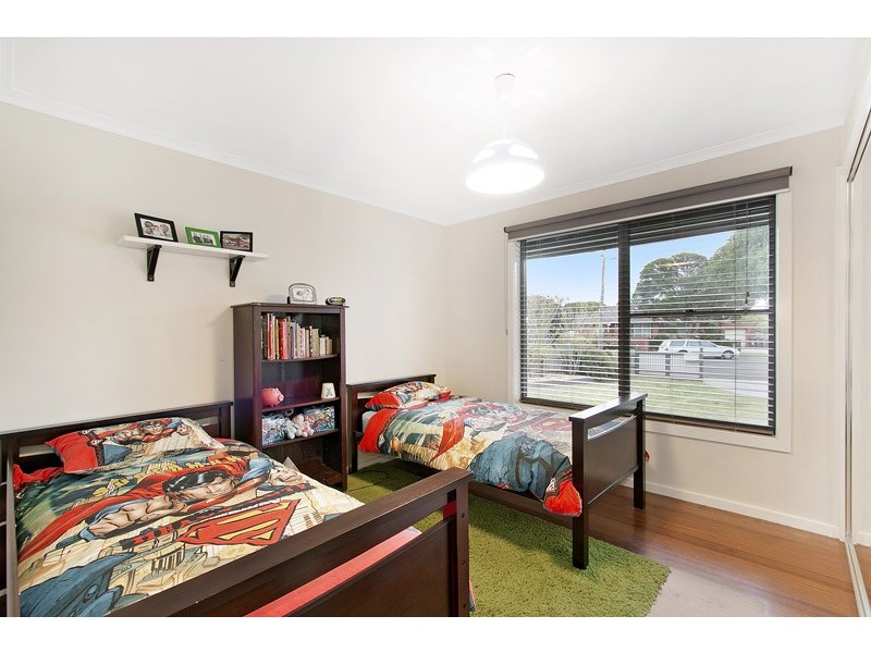 2 Marina Court, Notting Hill VIC 3168