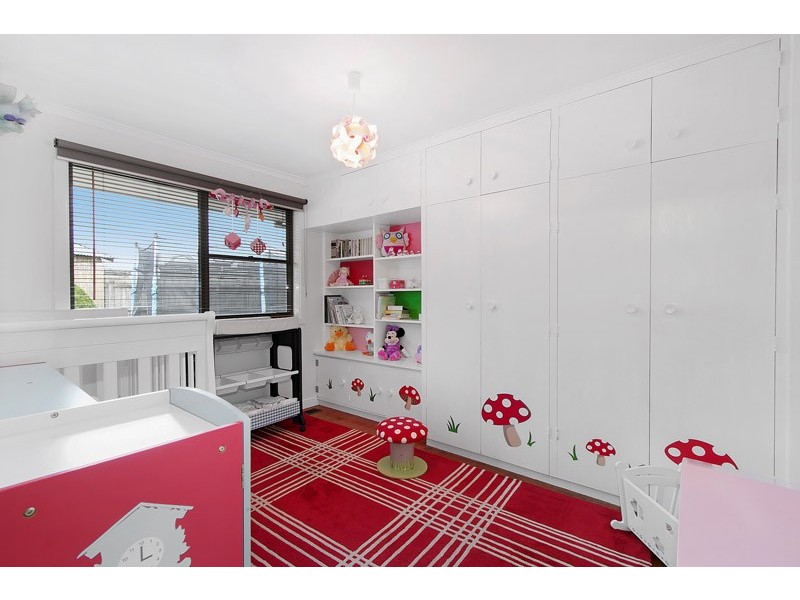 2 Marina Court, Notting Hill VIC 3168