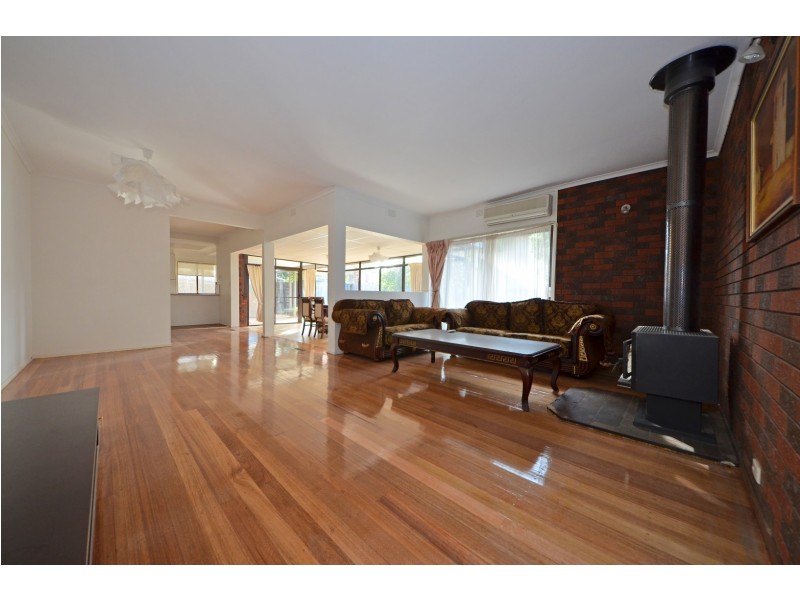 38 Torwood Avenue, Glen Waverley VIC 3150