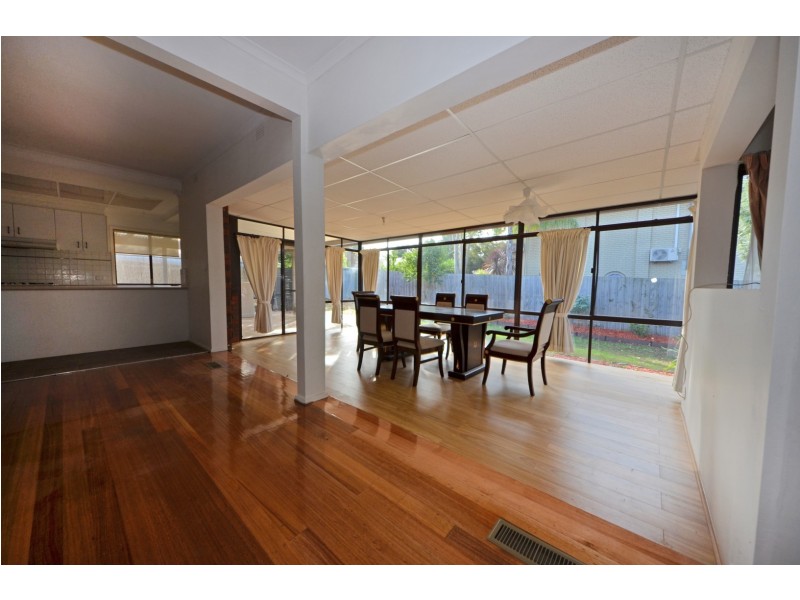 38 Torwood Avenue, Glen Waverley VIC 3150