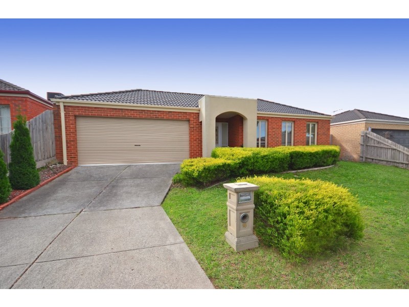 16 Sundial Court, Berwick VIC 3806