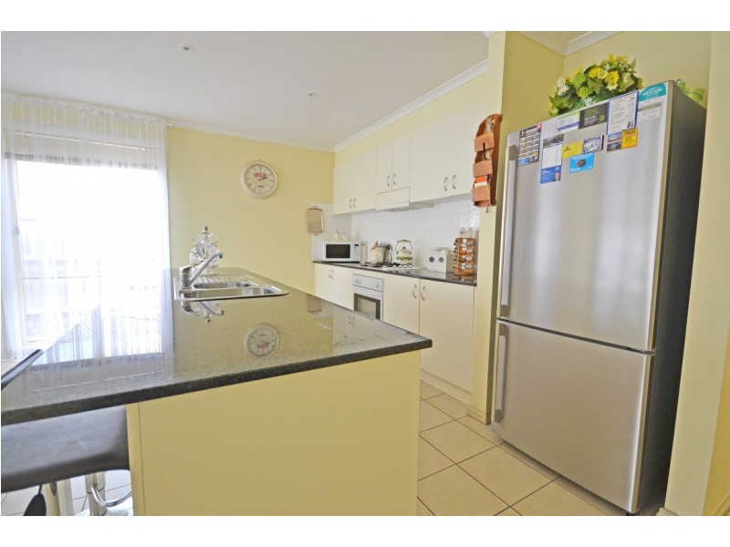 16 Sundial Court, Berwick VIC 3806