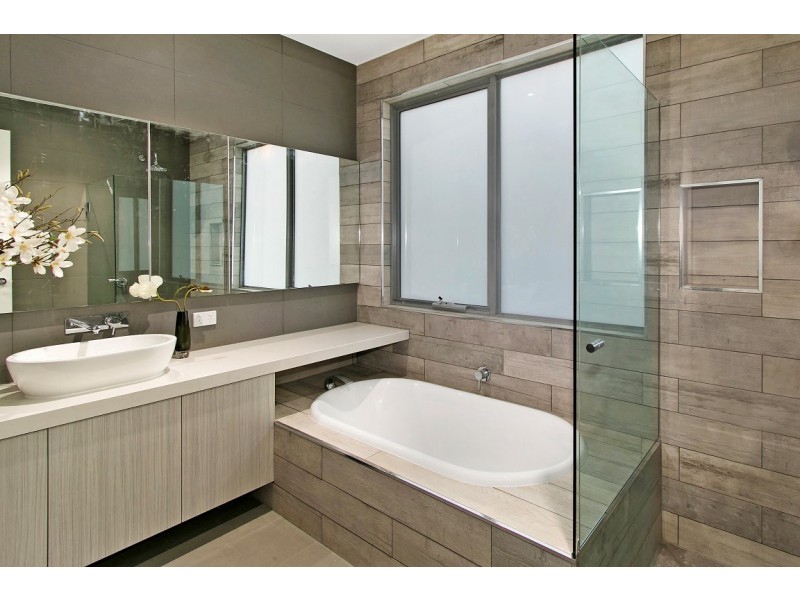 37A Finlayson Street, Doncaster VIC 3108