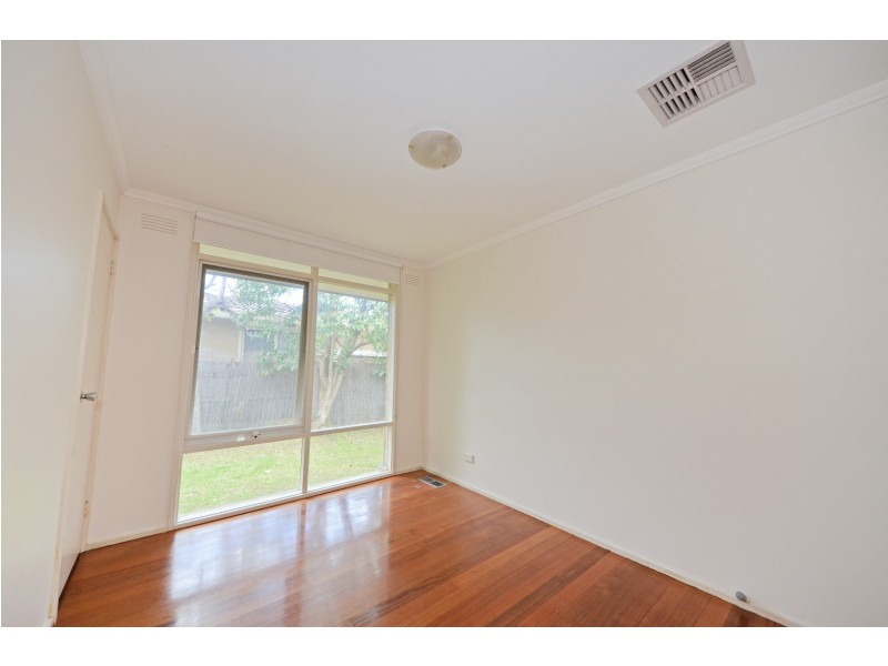 37 Ranfurlie Drive, Glen Waverley VIC 3150