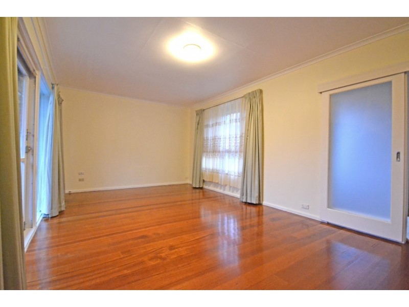 2/318 Blackburn Road, Glen Waverley VIC 3150