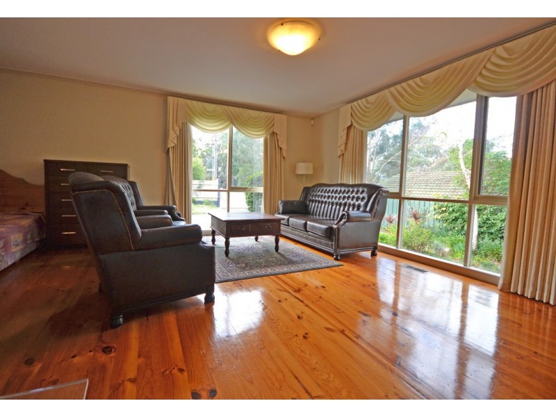 48 Edgerton Road, Mitcham VIC 3132