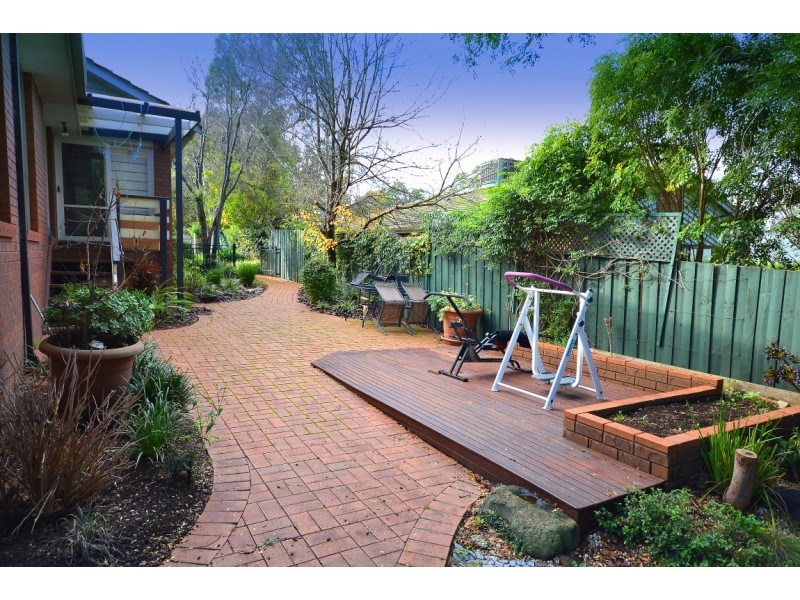 48 Edgerton Road, Mitcham VIC 3132