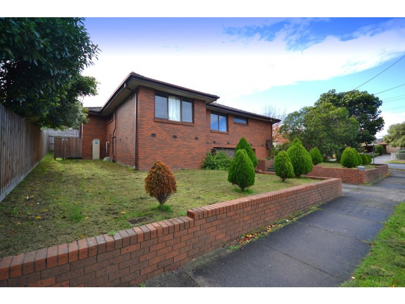 39 Middleborough Road, Burwood VIC 3125