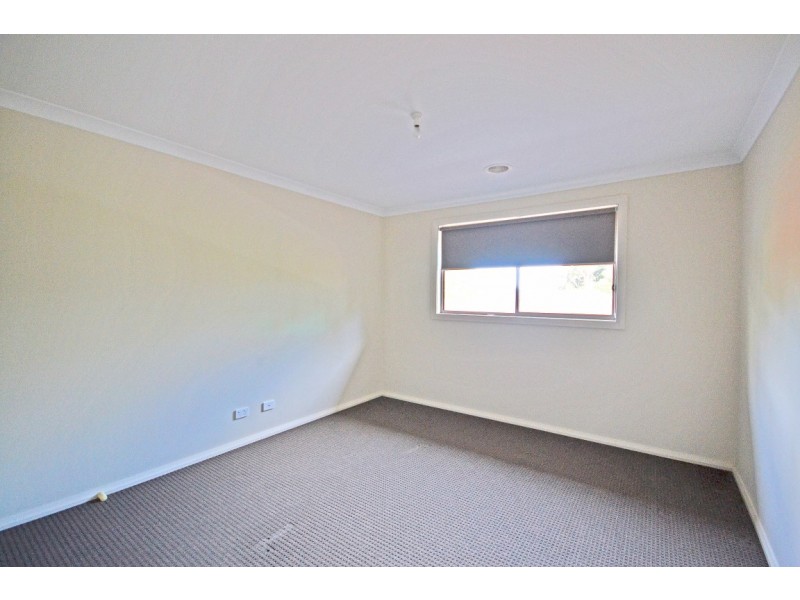 2/4 Hans Court, Mulgrave VIC 3170
