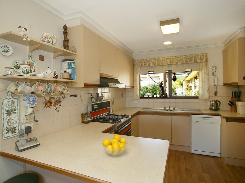 27 Vogue Avenue, Vermont South VIC 3133