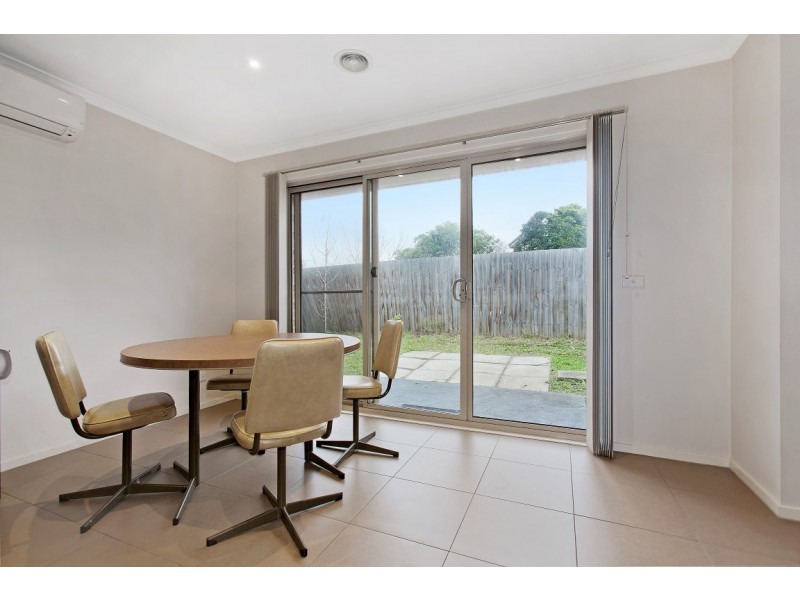 2/21 Seaview Crescent, Mulgrave VIC 3170