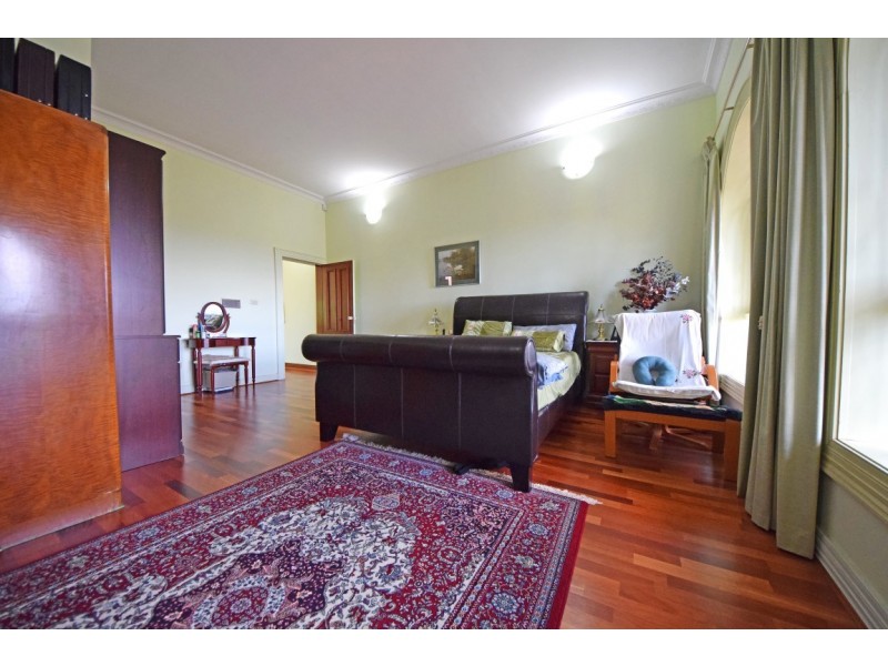 1 Glencroft Terrace, Wheelers Hill VIC 3150