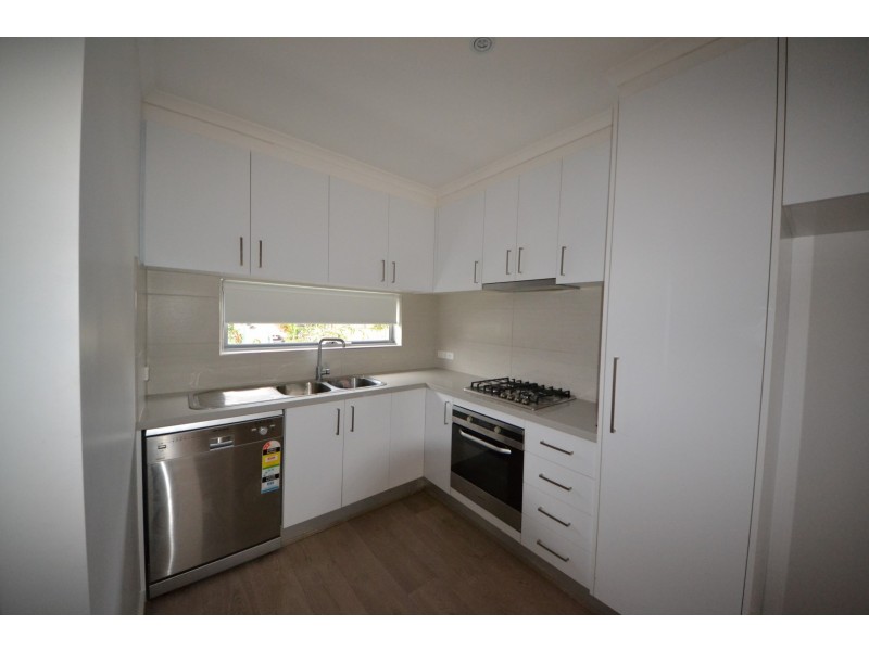 5a Stella Avenue, Noble Park VIC 3174