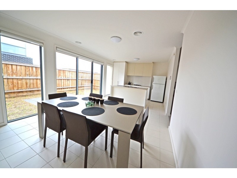 7 Peterleigh Place, Mulgrave VIC 3170