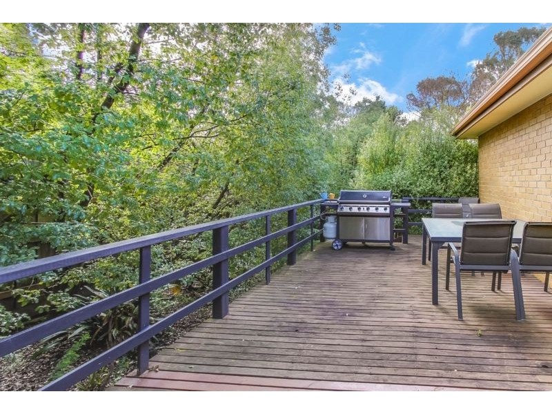 5 Valentine Court, Glen Waverley VIC 3150