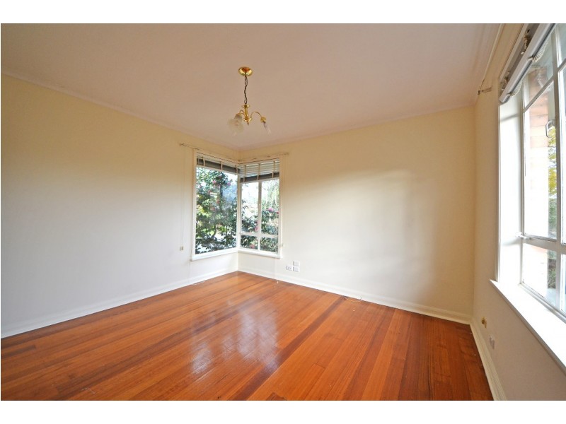 26 Amber Grove, Mount Waverley VIC 3149