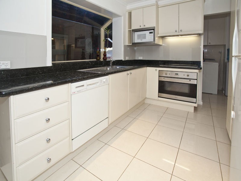 13 Samada Street, Notting Hill VIC 3168