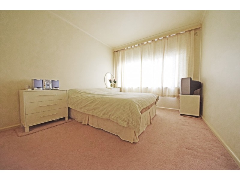 27/327 Orrong Road, St Kilda East VIC 3183