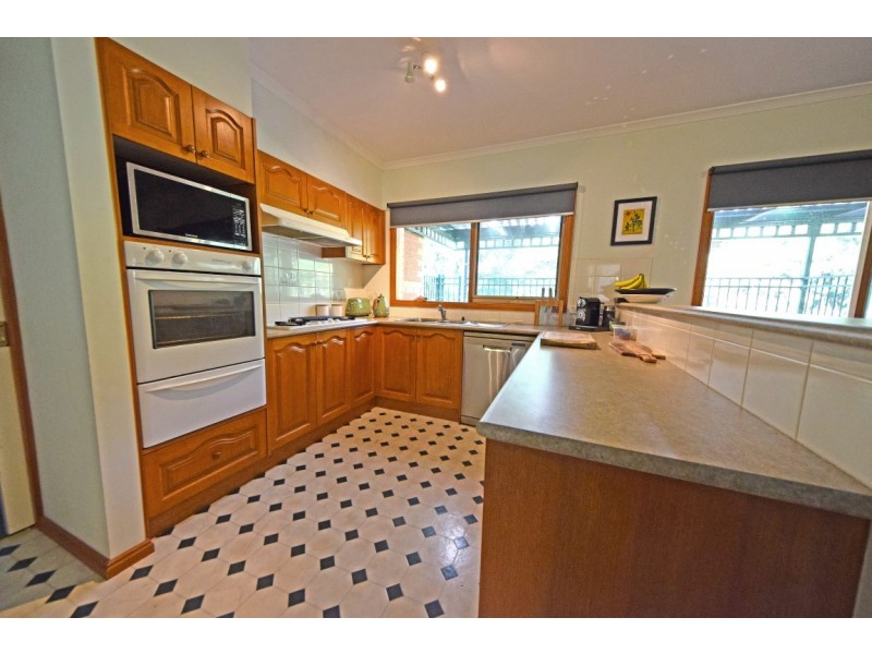 23 Dalmatia Court, Rowville VIC 3178