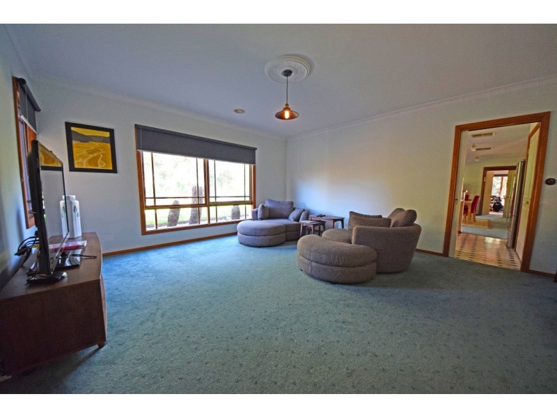 23 Dalmatia Court, Rowville VIC 3178