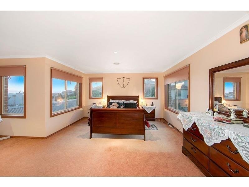 2 Wyuna Court, Wheelers Hill VIC 3150