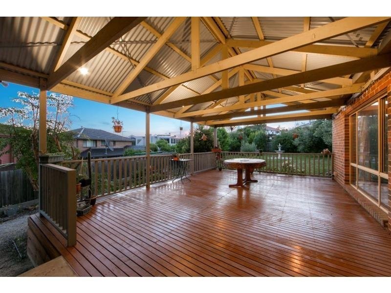 2 Wyuna Court, Wheelers Hill VIC 3150