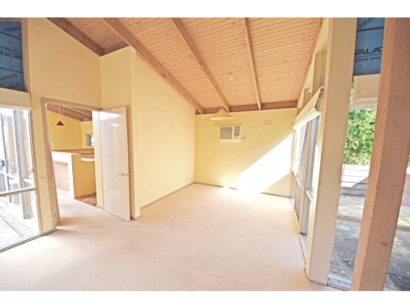 8 Pontford Court, Wheelers Hill VIC 3150