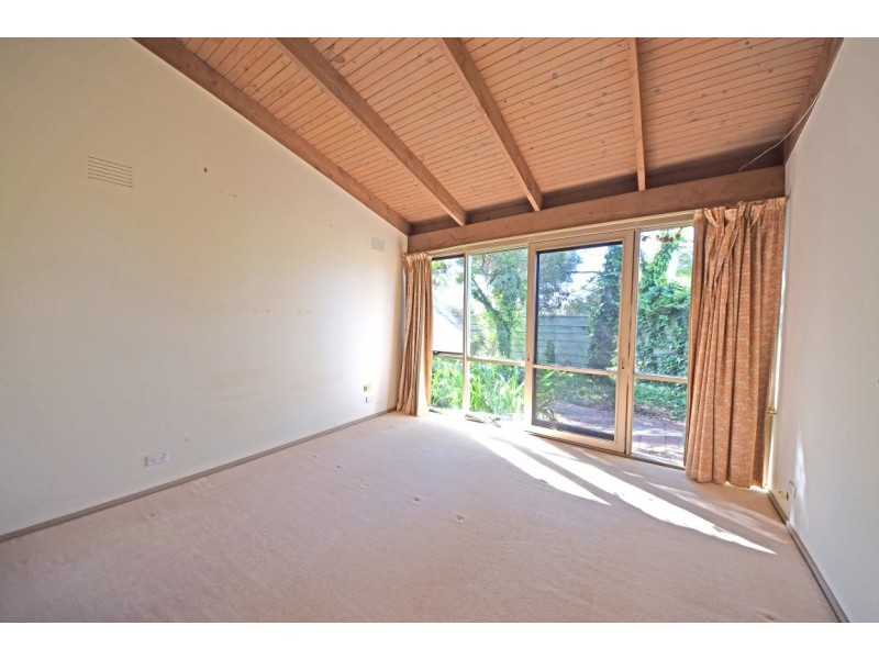 8 Pontford Court, Wheelers Hill VIC 3150