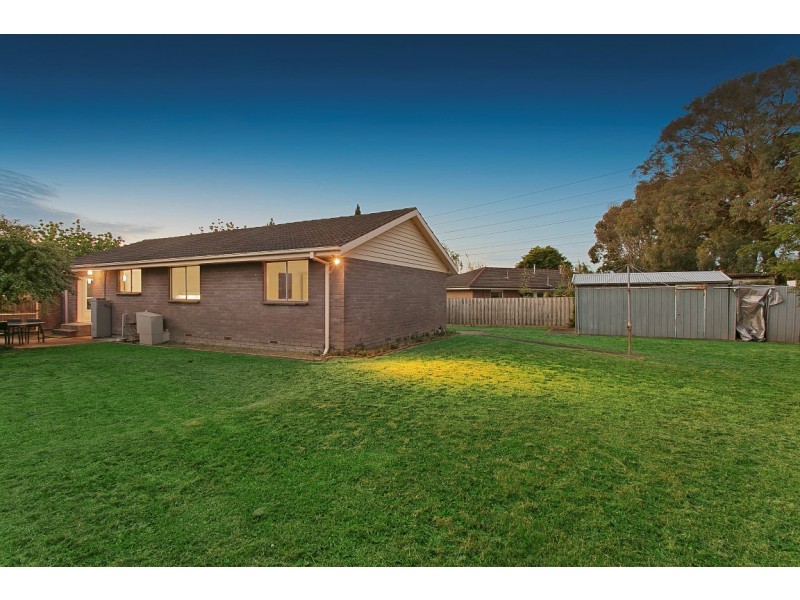 6 Agnes Court, Glen Waverley VIC 3150