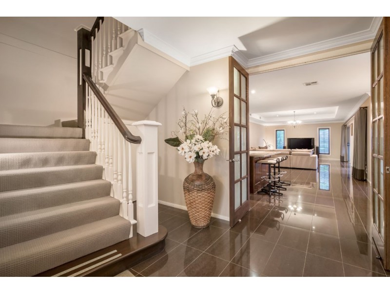 70 Essex Road, Mount Waverley VIC 3149