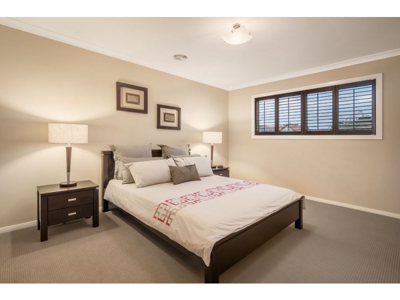 70 Essex Road, Mount Waverley VIC 3149