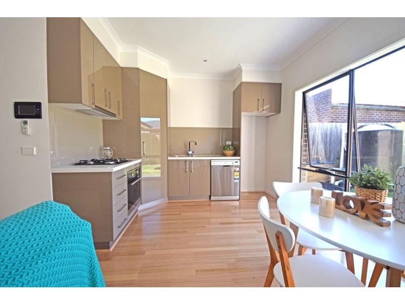 53 Hansworth Street, Mulgrave VIC 3170