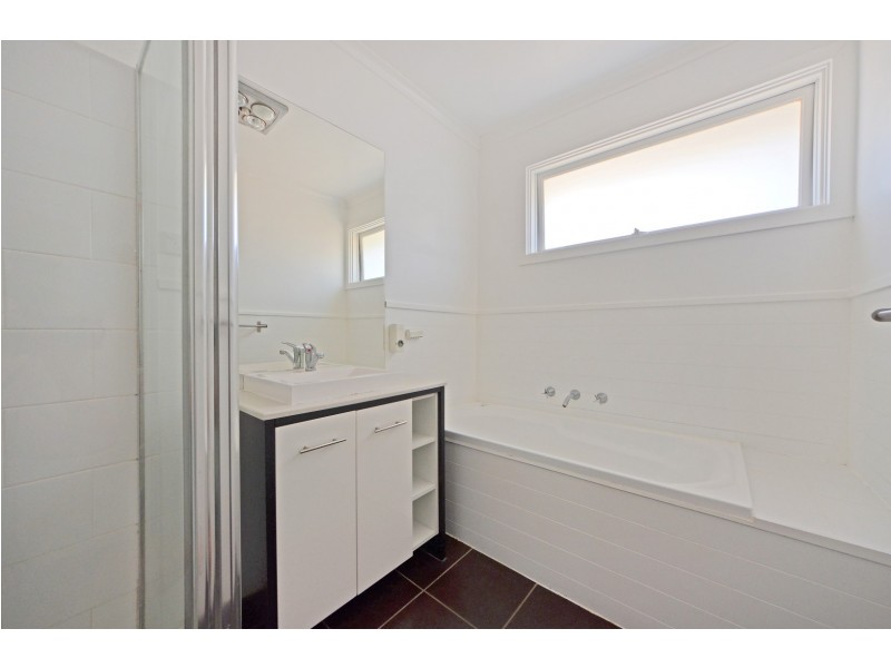 14 Nicholas Avenue, Glen Waverley VIC 3150