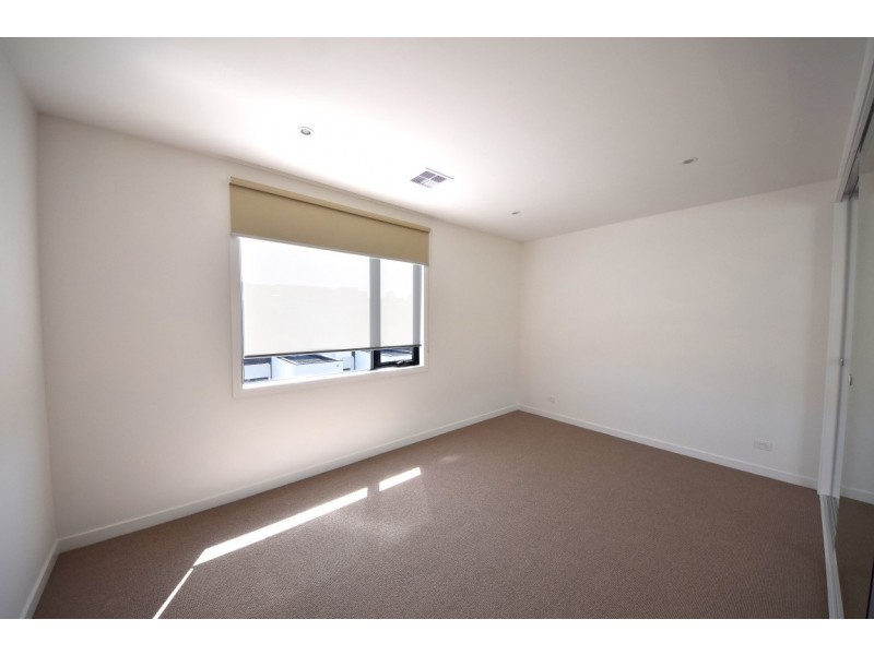 31 Ellsworth Crescent, Camberwell VIC 3124