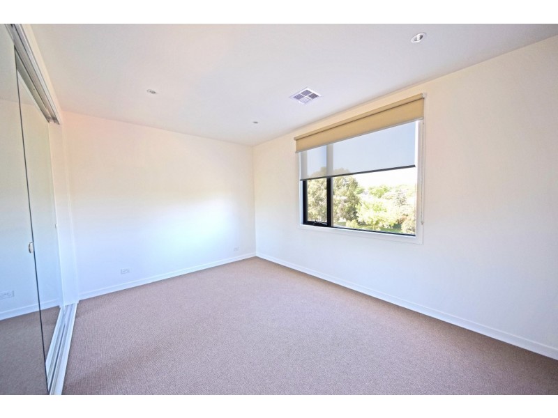 31 Ellsworth Crescent, Camberwell VIC 3124