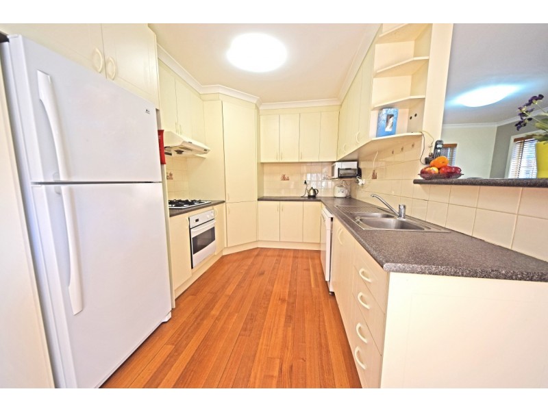 2/24 Willow Avenue, Glen Waverley VIC 3150