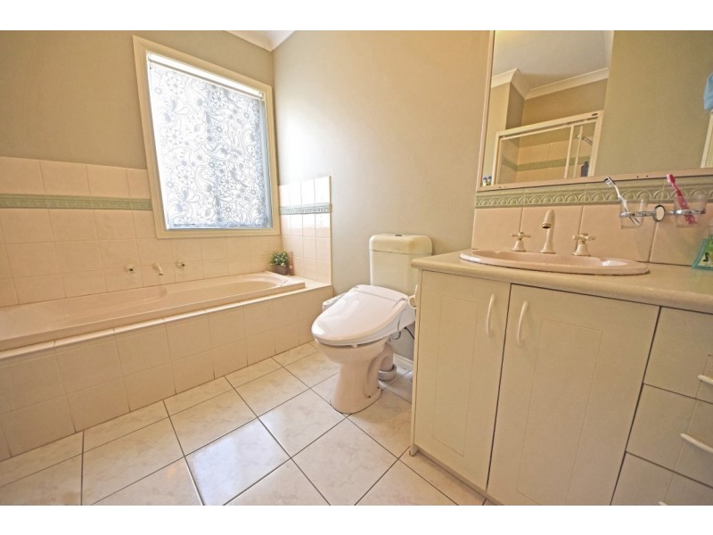 2/24 Willow Avenue, Glen Waverley VIC 3150