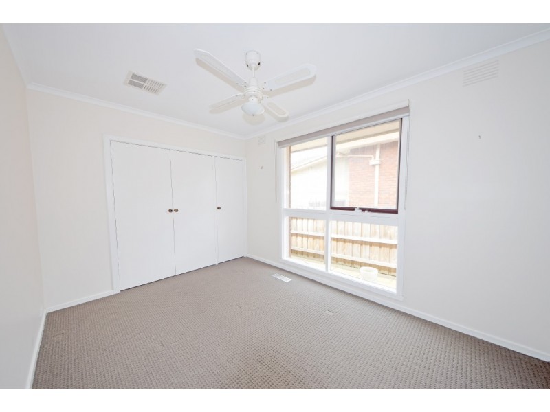 4 Roswell Street, Glen Waverley VIC 3150